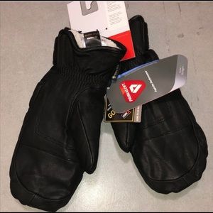 EUC Spyder Womens Turret GTX Mitten Black (worn 2 times)